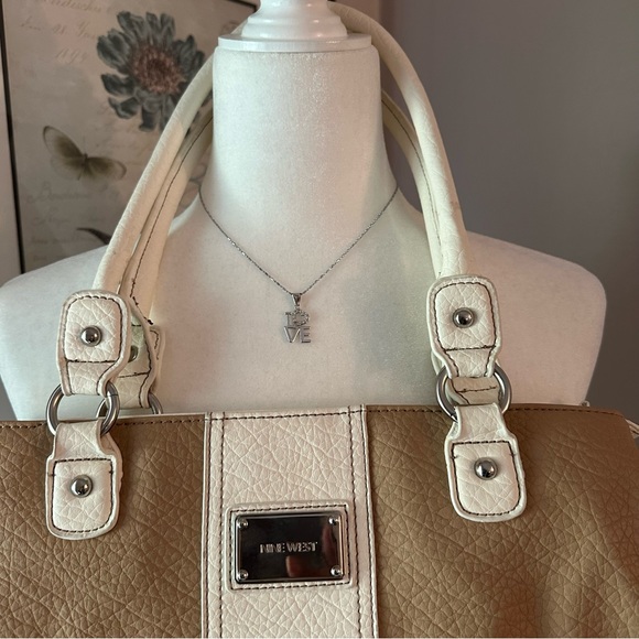 VINTAGE NINE WEST TAN/IVORY BAG - Picture 2 of 13